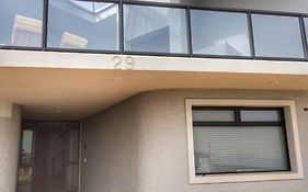 Apt On Beach Front, Modern 2Br Solar, 50M To Beach